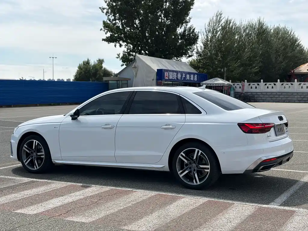 Audi A4L — миниатюра 25