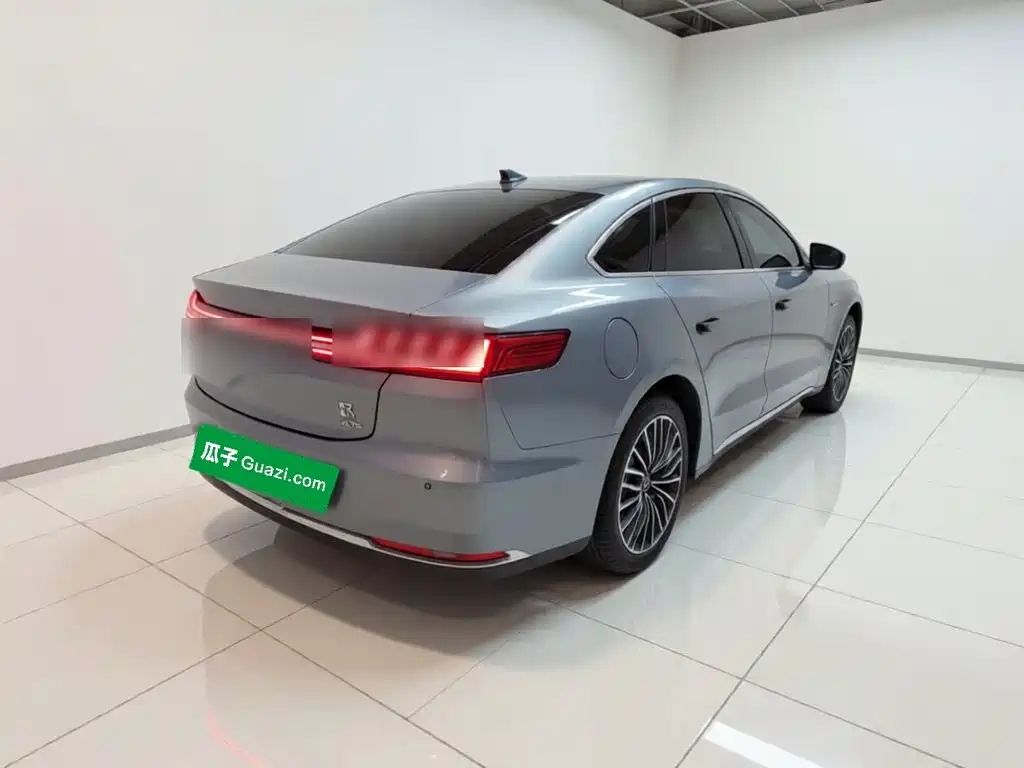 BYD Han — миниатюра 6