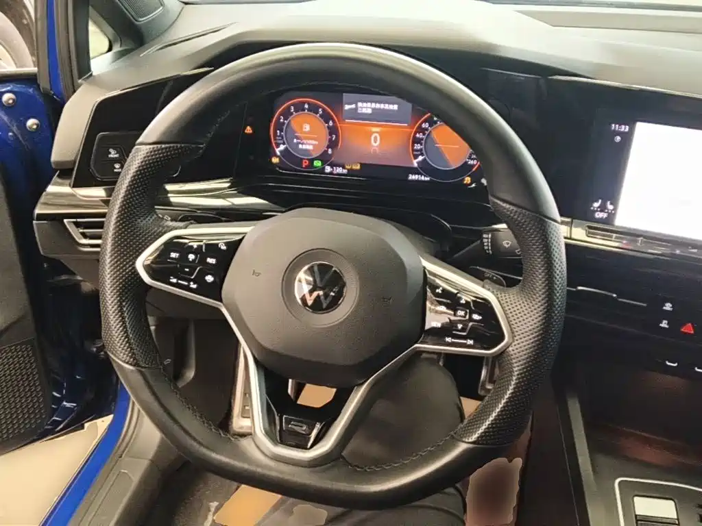 Volkswagen Golf — миниатюра 11