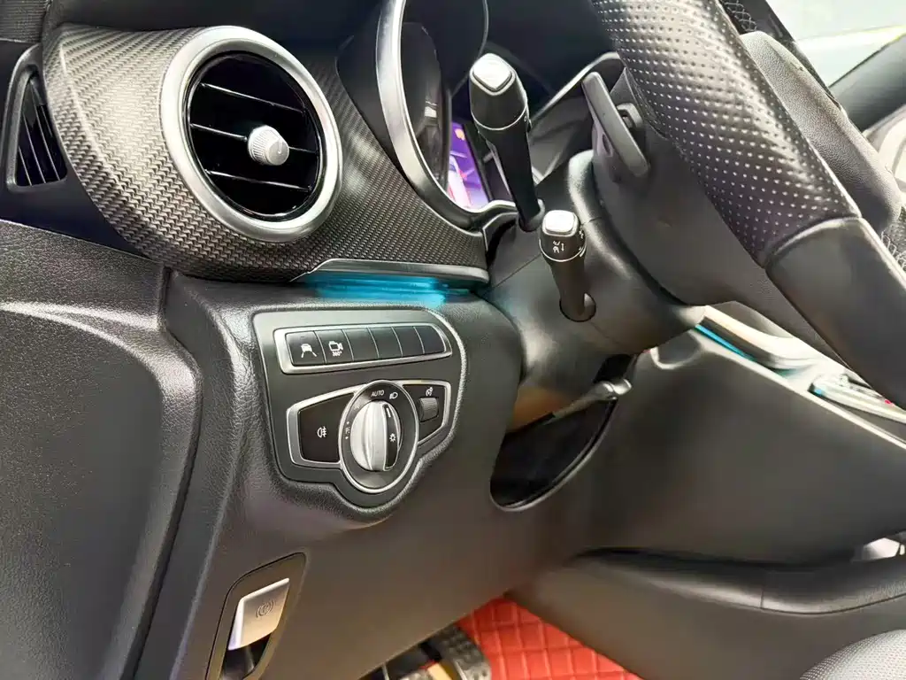 Mercedes-Benz V-Class — миниатюра 10