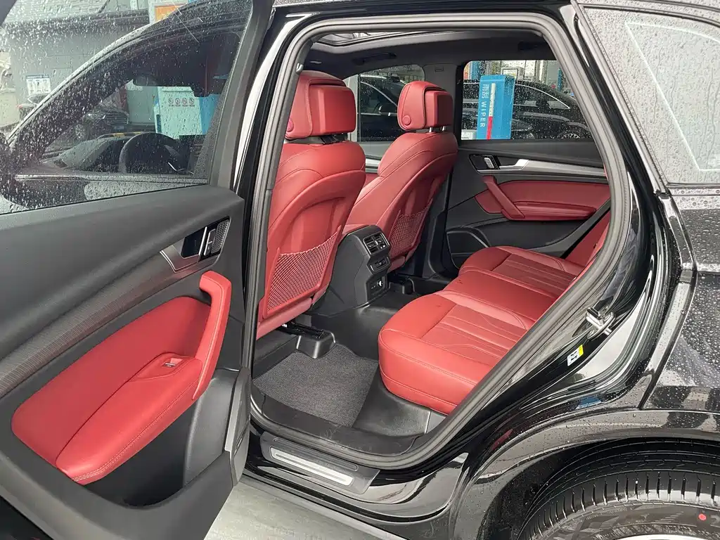 Audi Q5L — миниатюра 12