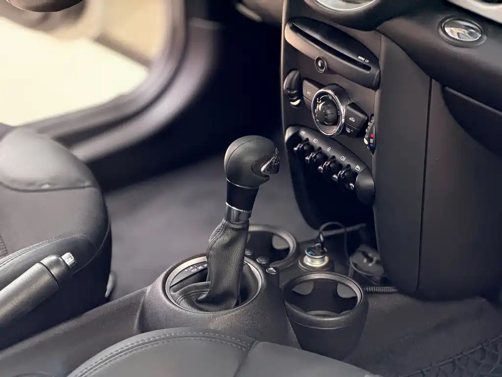 MINI Mini Clubman — миниатюра 23