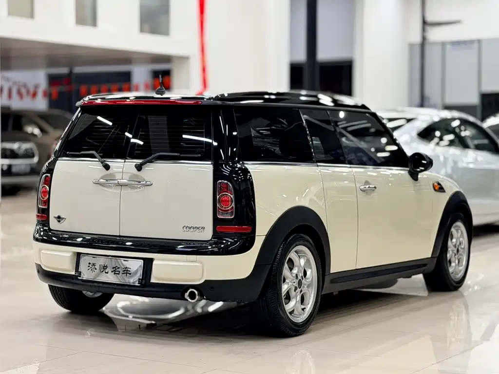 MINI Mini Clubman — миниатюра 6