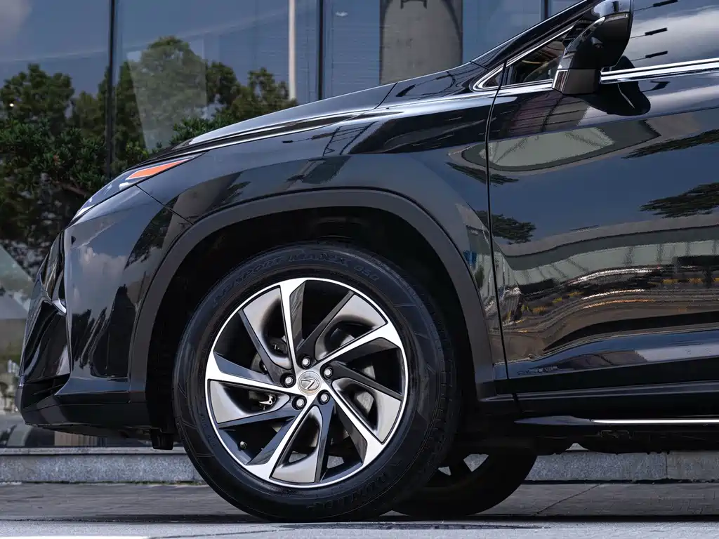 Lexus RX — миниатюра 8