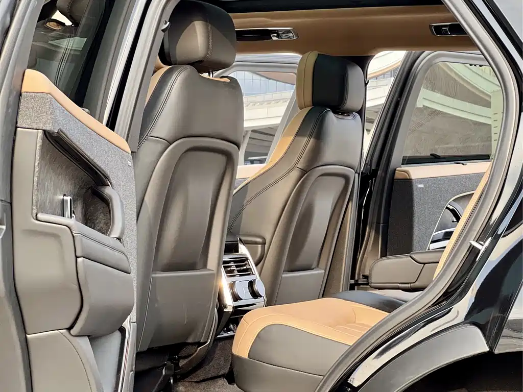 Land Rover Range Rover Sport 2024 400PS