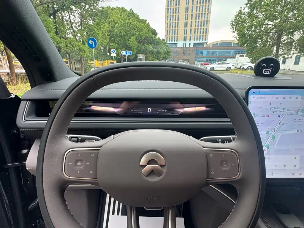 NIO ES8 — миниатюра 7