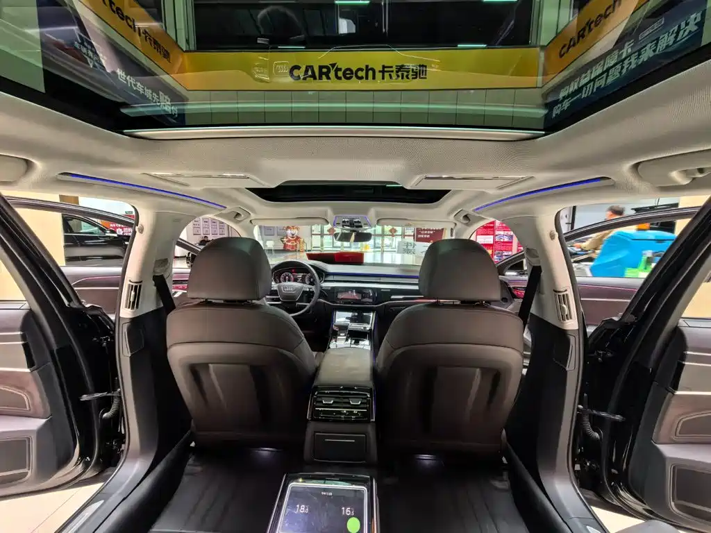 Audi A8 — миниатюра 10