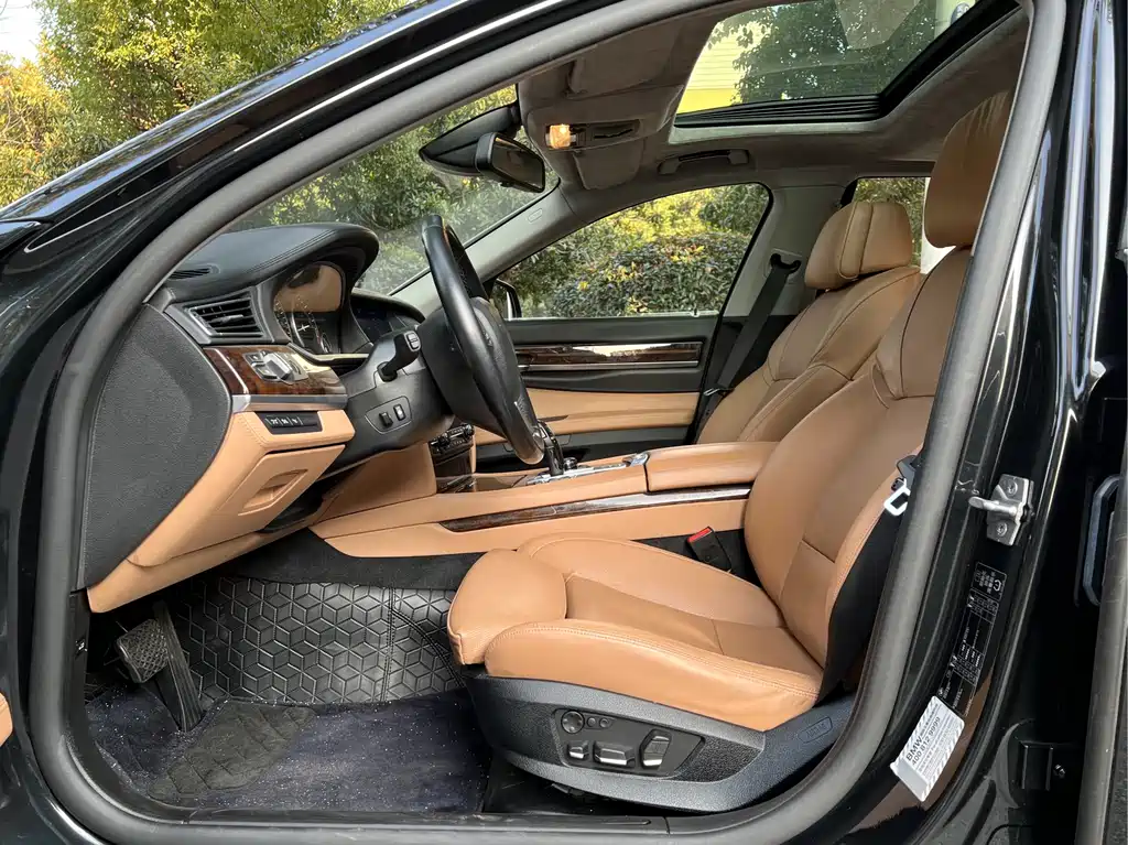 BMW 7 Series 7 2010 760Li