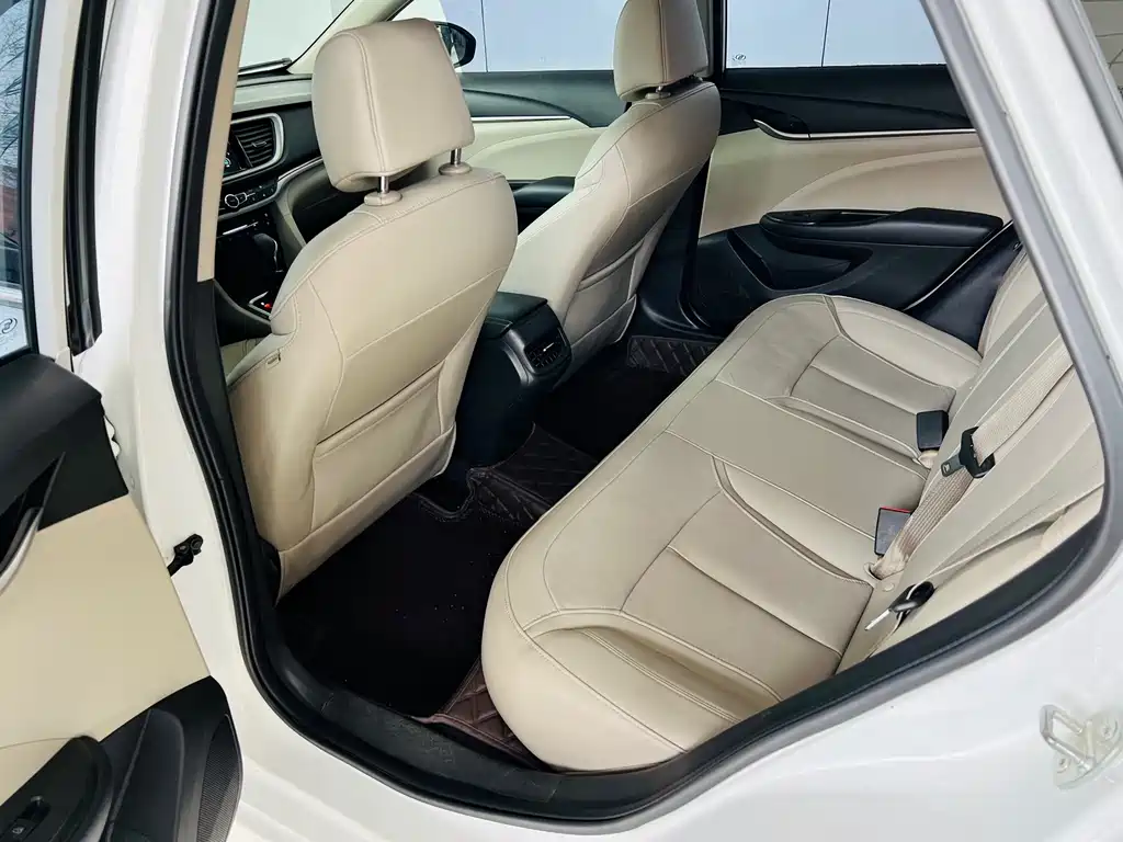 Buick Excelle GX 15T DCT Connected Elite Type China VI, фото 23