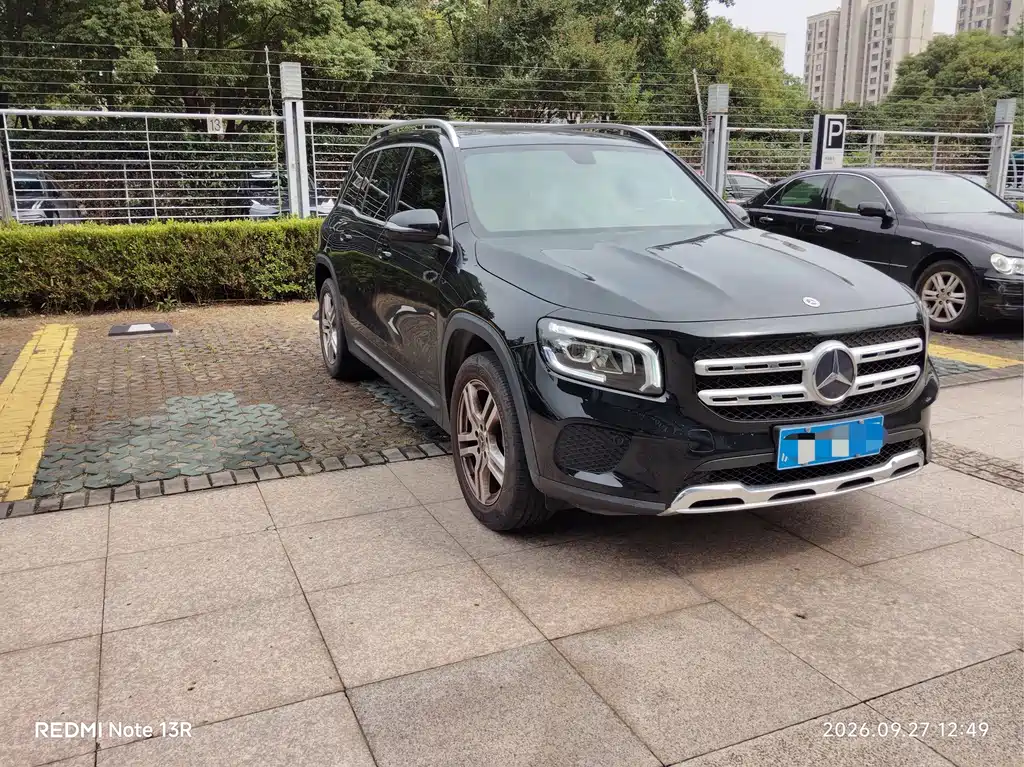 Mercedes-Benz GLB — миниатюра 2