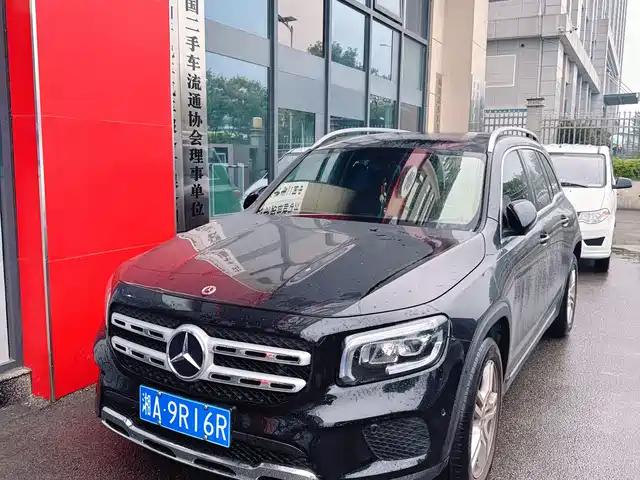 MERCEDES-BENZ  GLB 2022