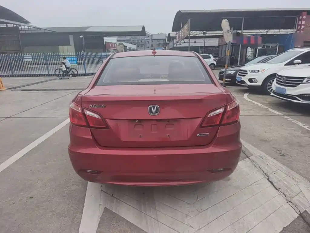 Changan Eado — миниатюра 6