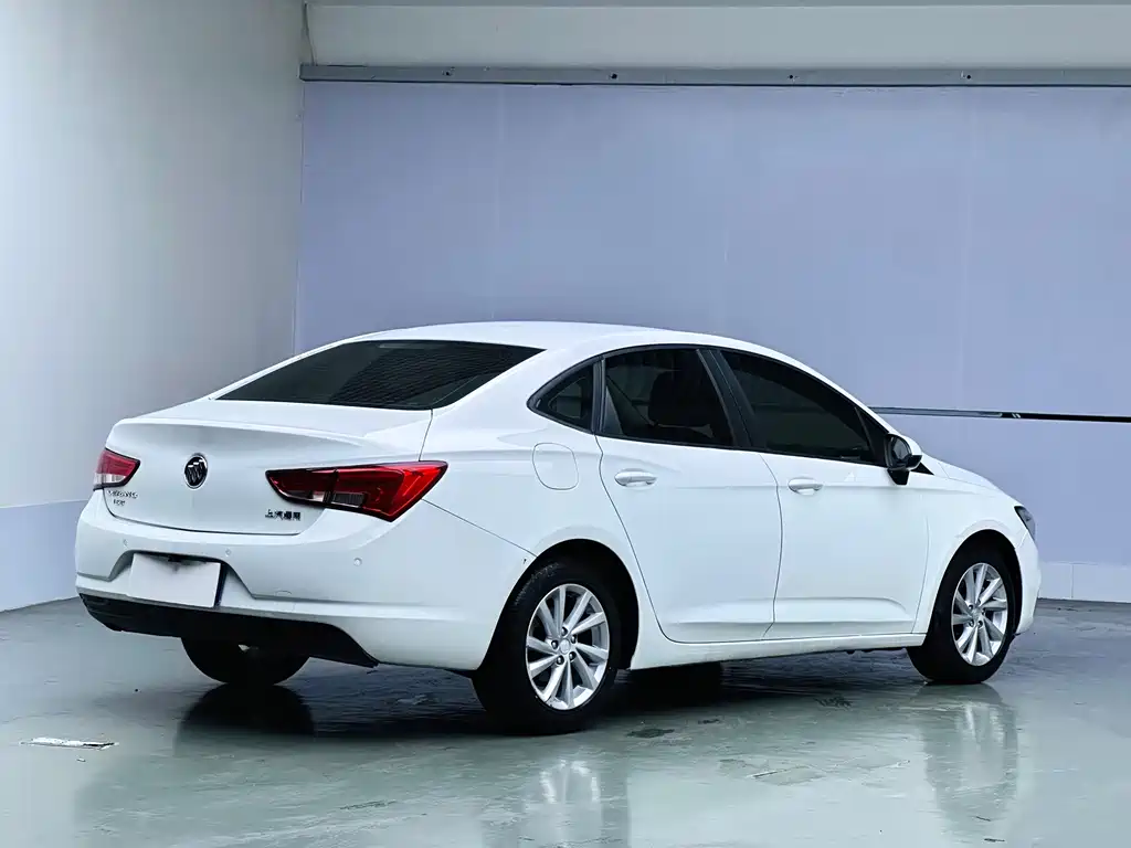 Buick Verano — миниатюра 6
