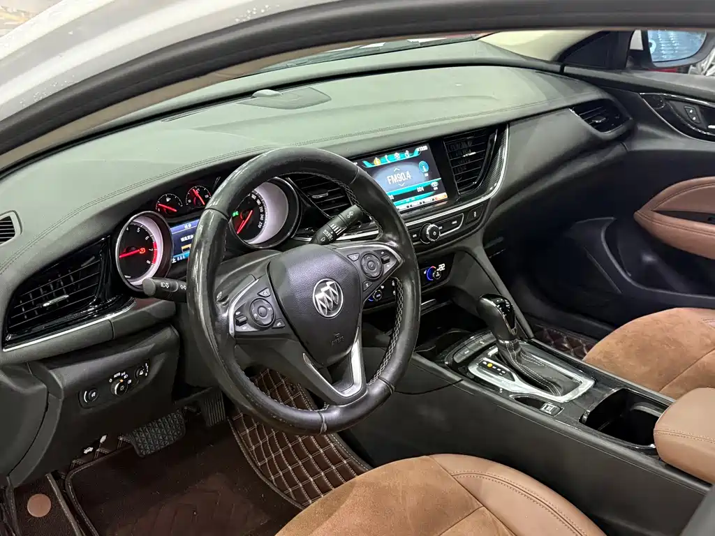 Buick Regal — миниатюра 8