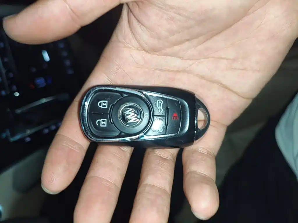 Buick GL8 — миниатюра 9