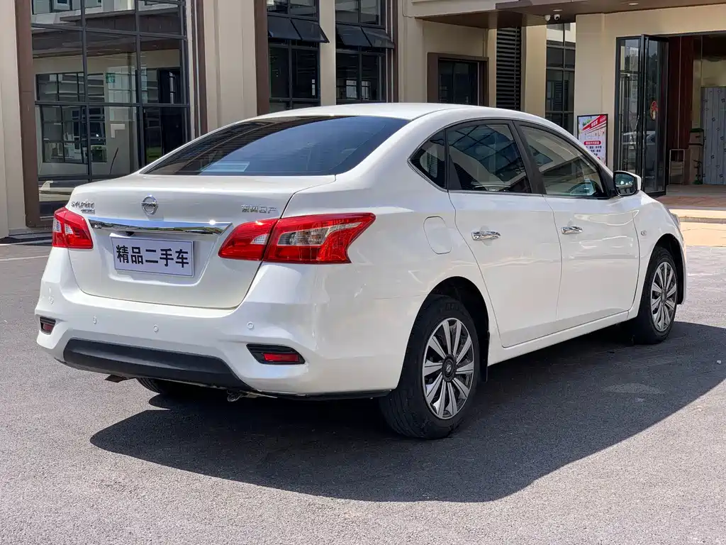 Nissan Sylphy — миниатюра 6