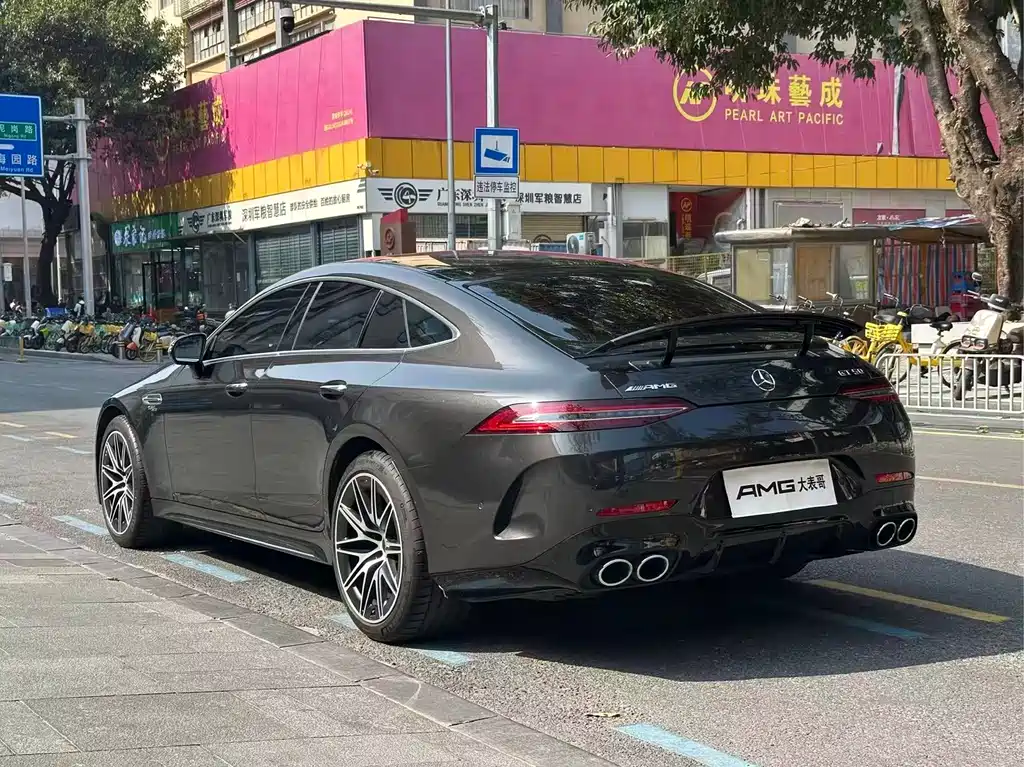 MERCEDES-BENZ AMG GT