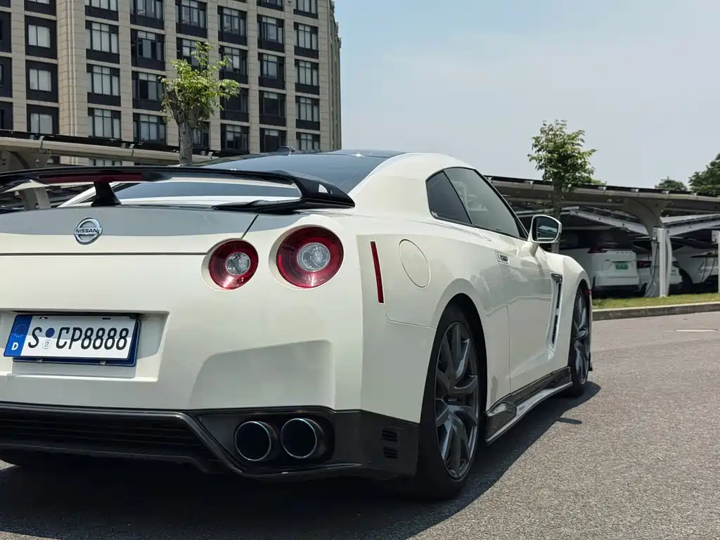 Nissan GT-R 2012 3.8T Premium Edition
