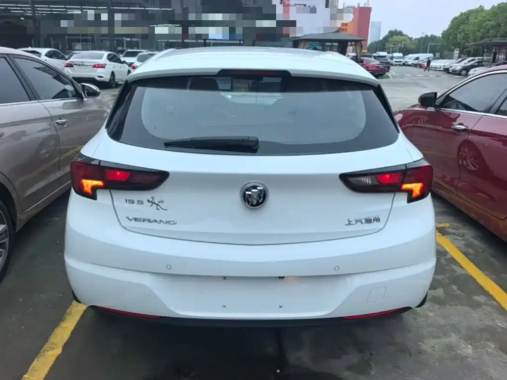 Buick Verano — миниатюра 6