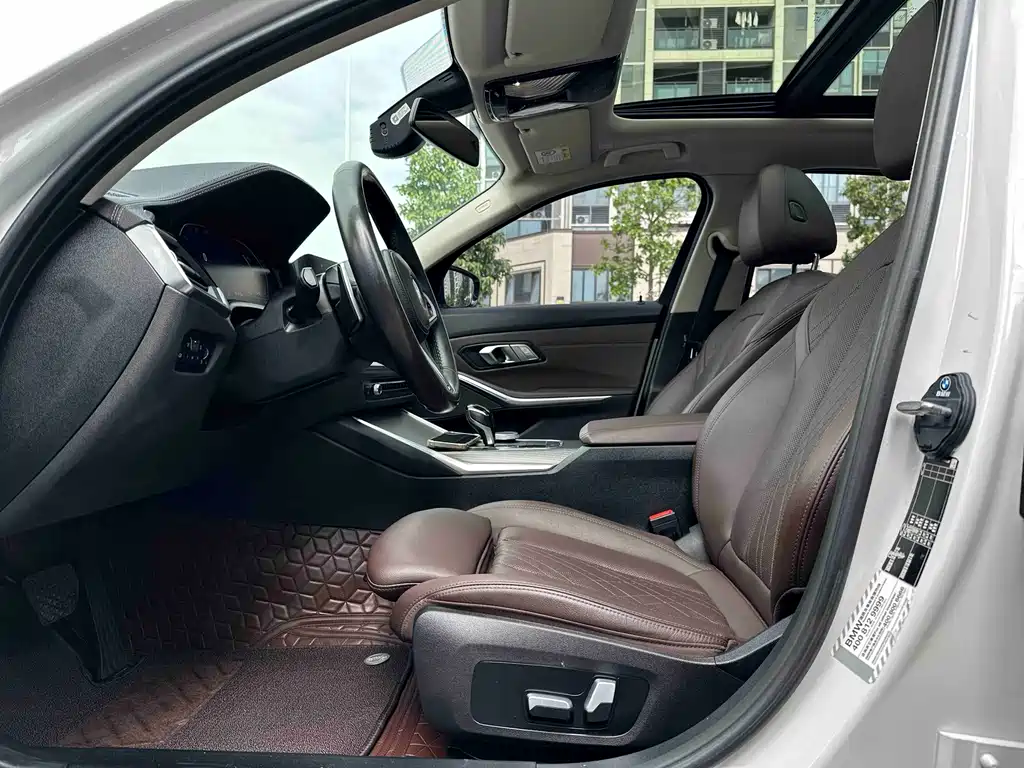 BMW 3 Series 3 2022 325Li M Sport