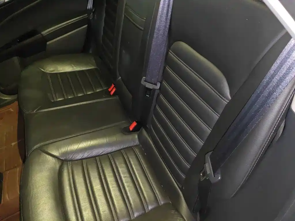 Ford Mondeo — миниатюра 18