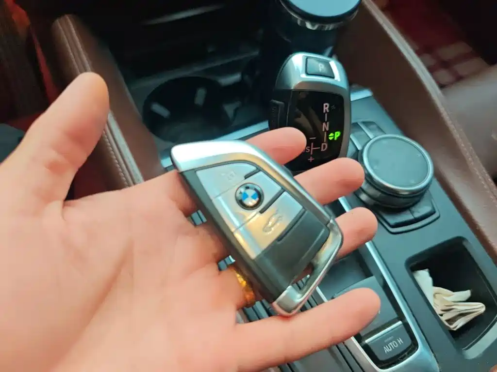 BMW X6 — миниатюра 9