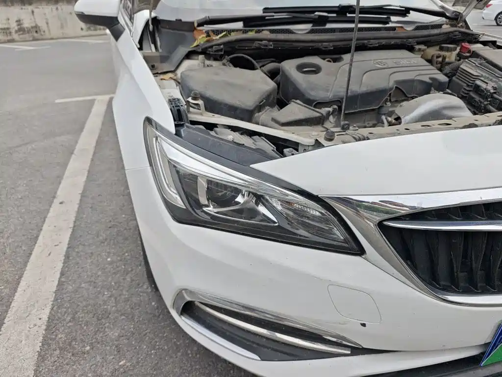 Buick Verano — миниатюра 7