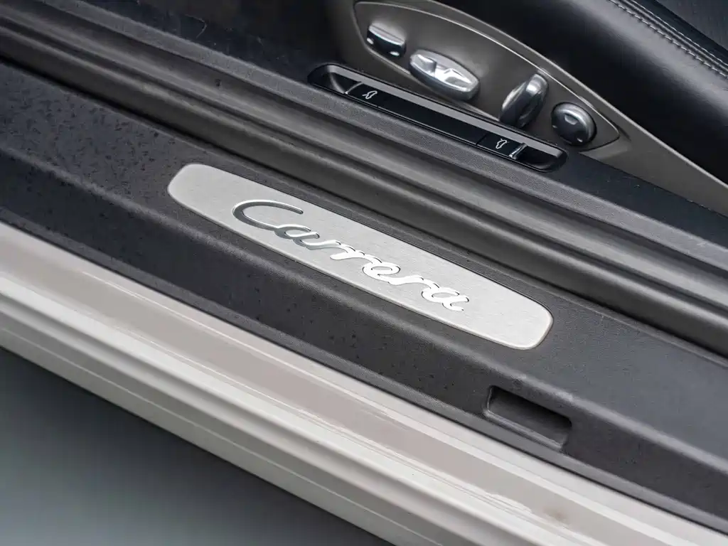 Porsche 911 — миниатюра 16