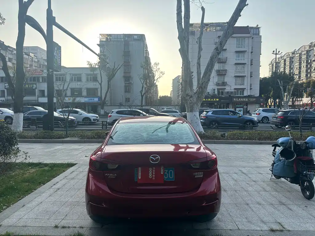 MAZDA 3 ANGKESAILA