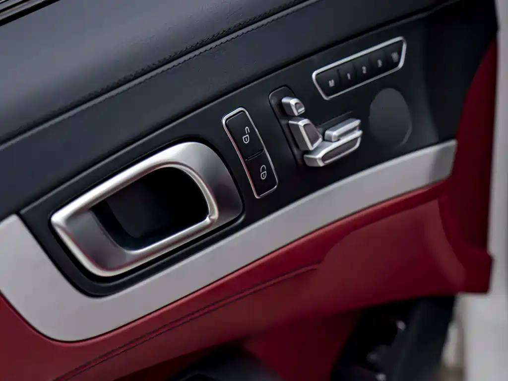 MERCEDES-BENZ SL CLASS