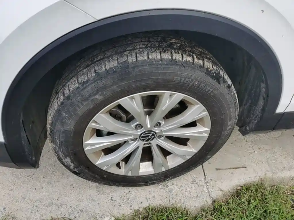 Volkswagen Tiguan L — миниатюра 23