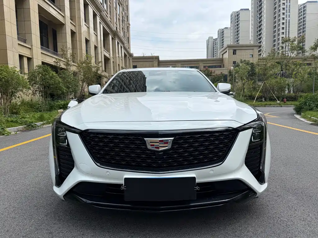 Cadillac CT5 — миниатюра 2