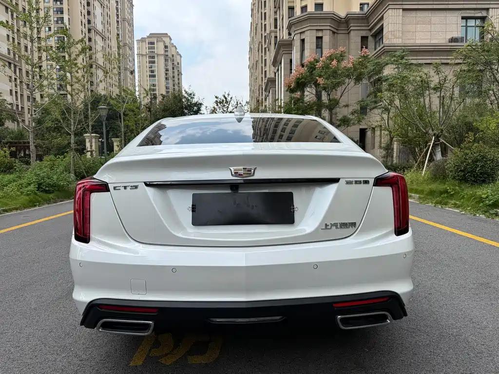 Cadillac CT5 — миниатюра 7