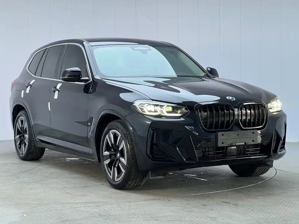 BMW iX3 — миниатюра 3