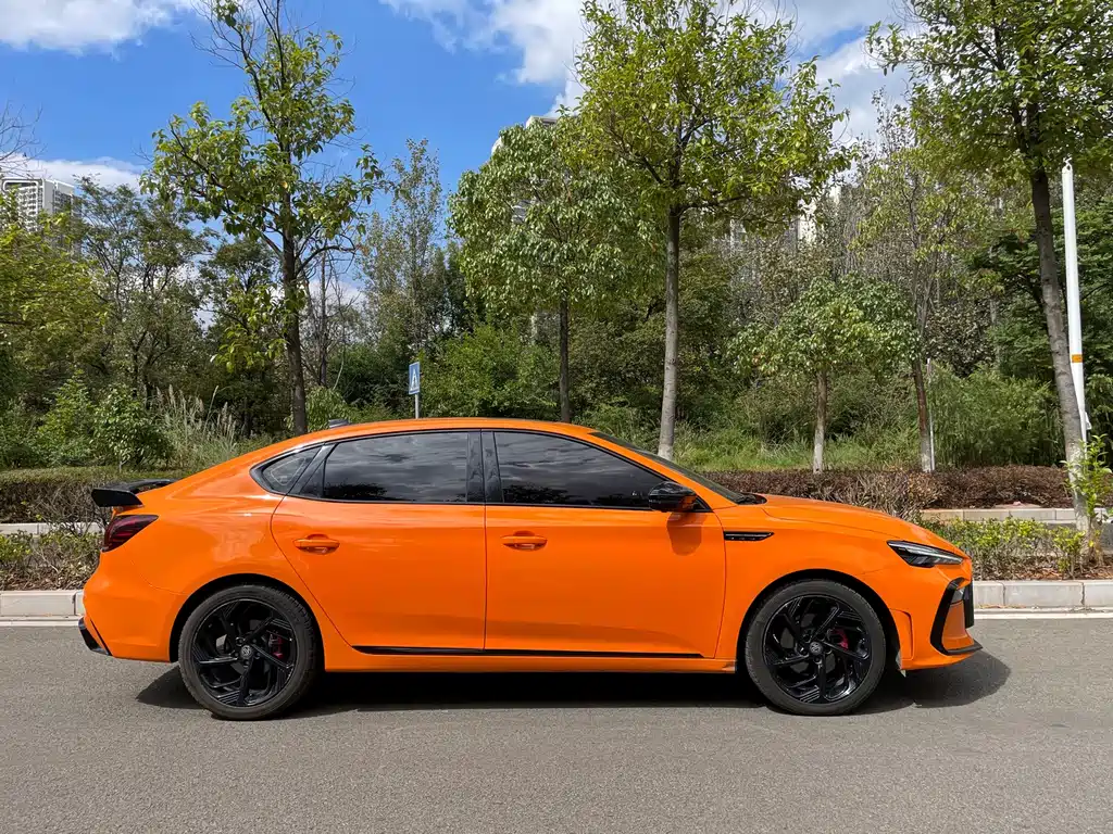 MG MG6 — миниатюра 18