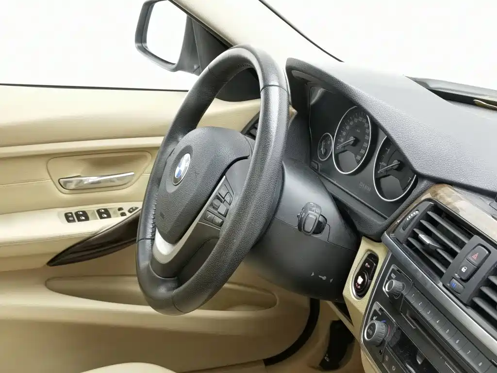 BMW 3 Series — миниатюра 22