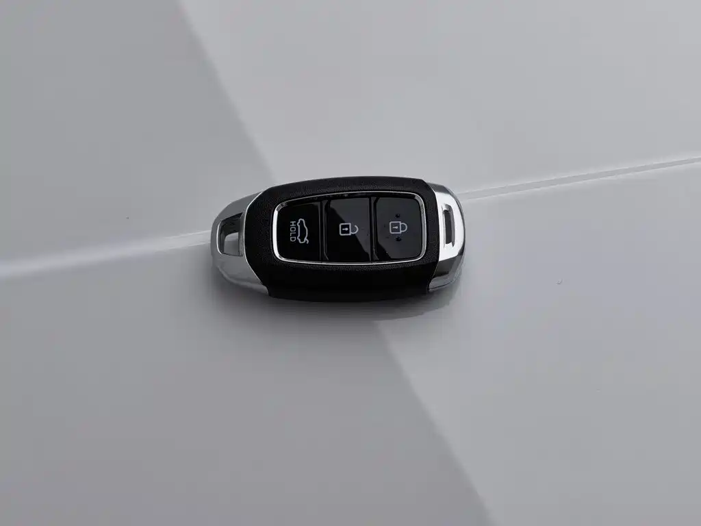 Hyundai Elantra — миниатюра 19