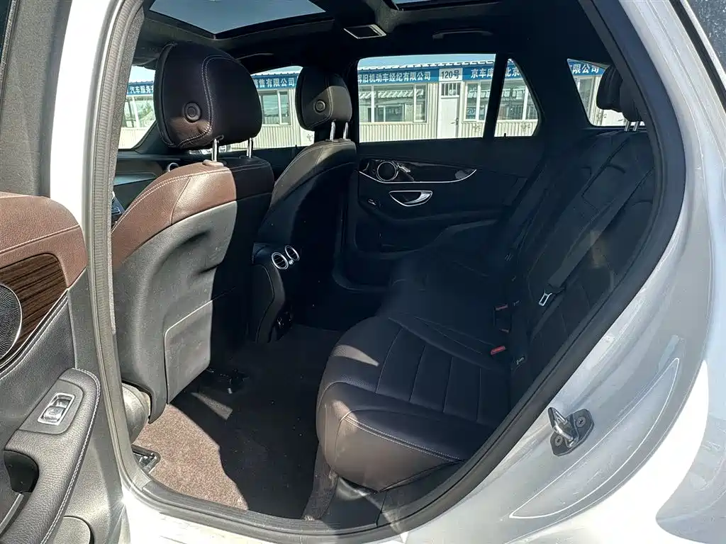 Mercedes-Benz GLC 2019 GLC 260 L 4MATIC Luxury