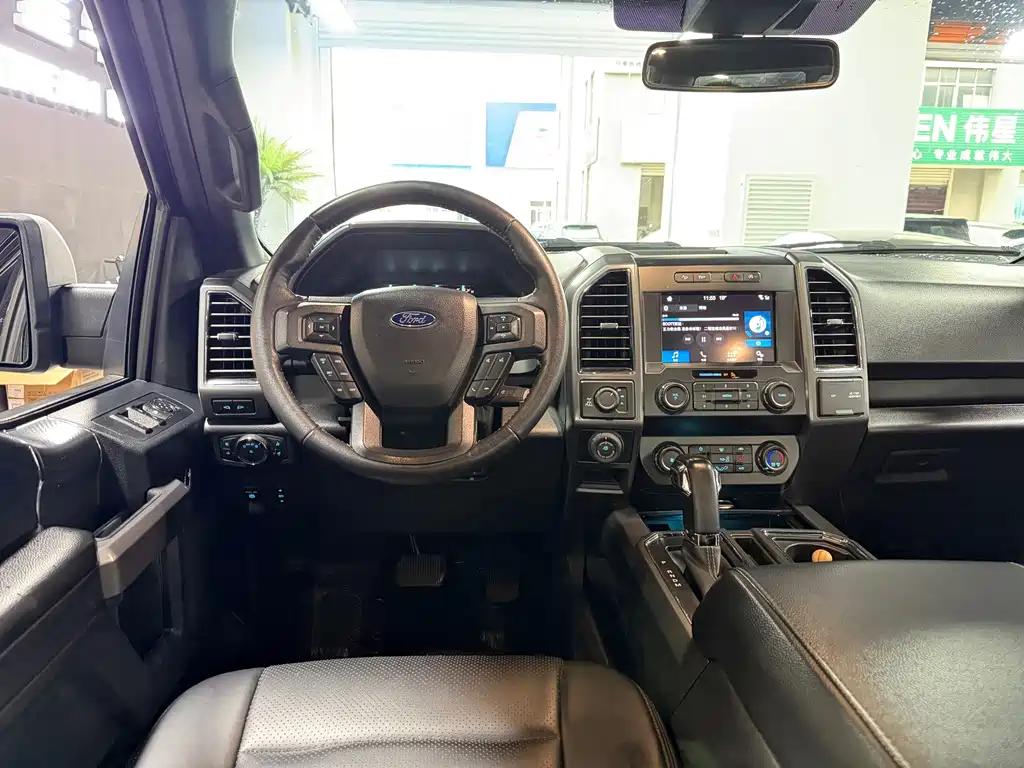 Ford F-150 Raptor — миниатюра 7