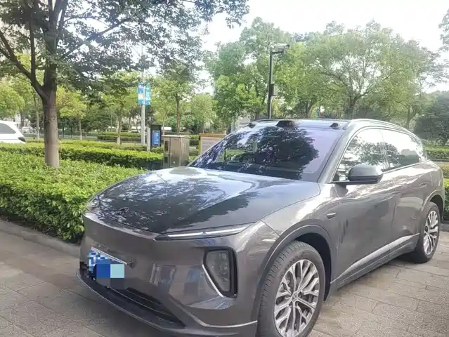 2024 Nio ES6