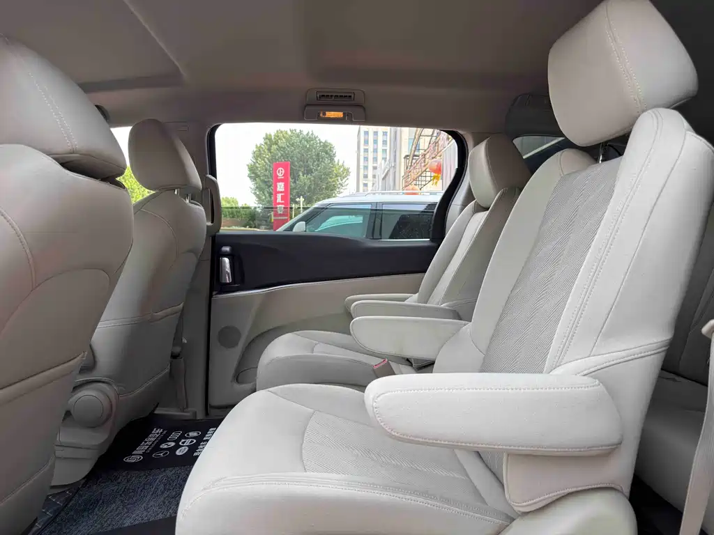 Buick GL8 2018 28T Comfort VI