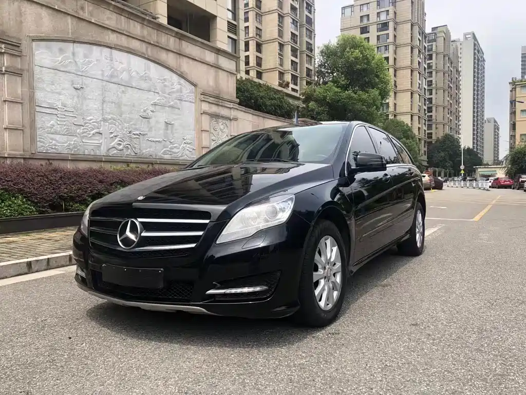 Mercedes-Benz R-Class 2016
