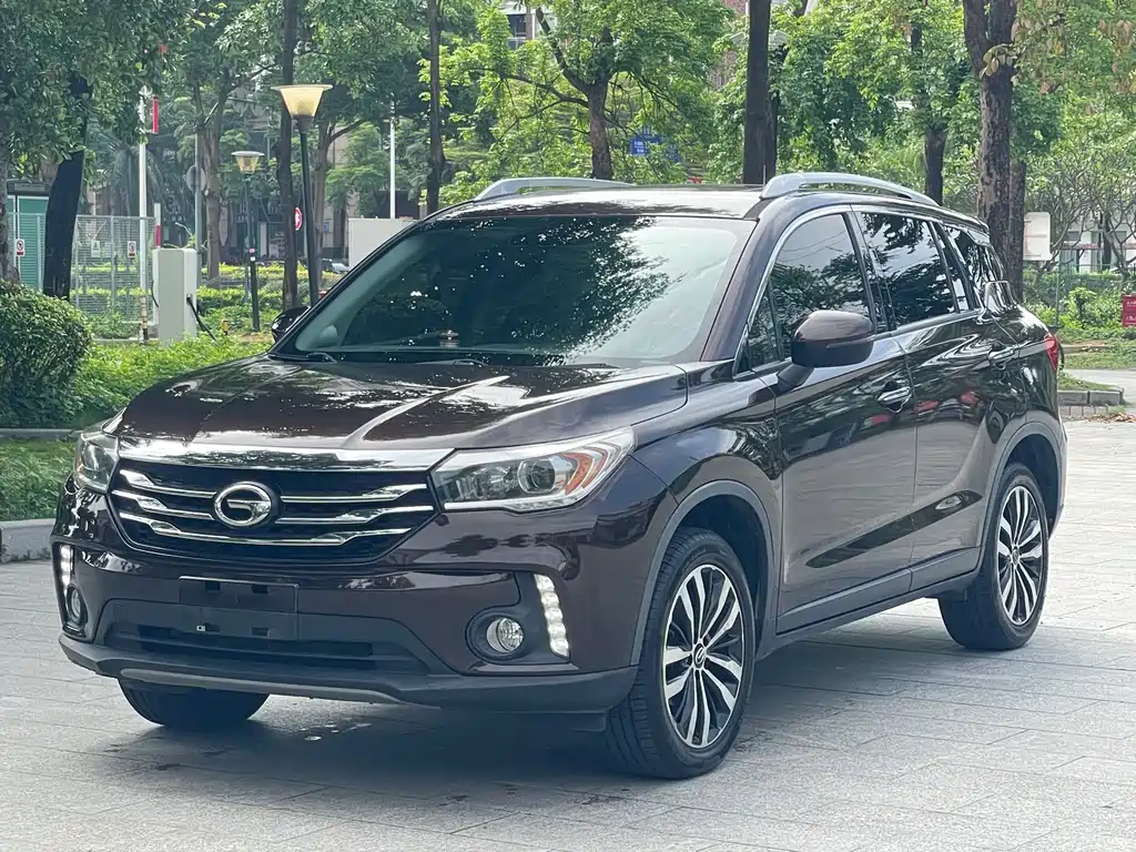 GAC Trumpchi GS4 2015 200T G-DCT Luxury Edition