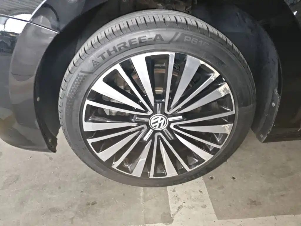 Volkswagen Passat — миниатюра 23