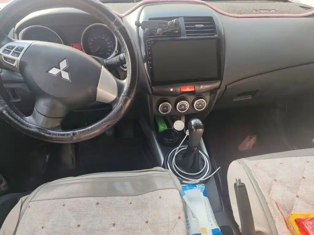 Mitsubishi ASX — миниатюра 10