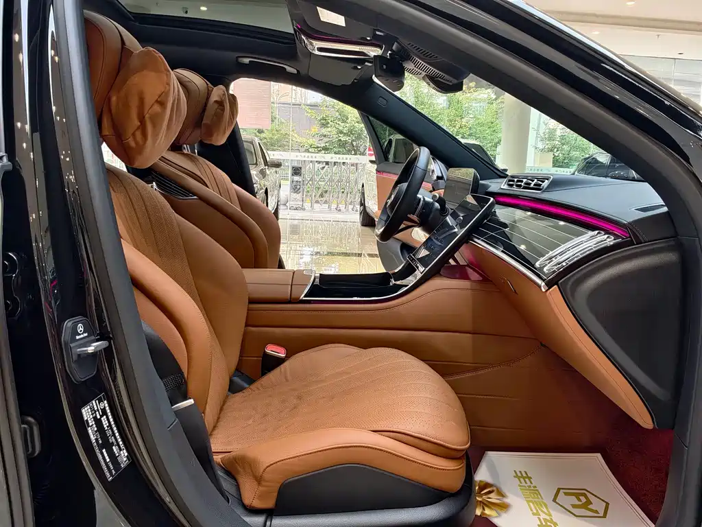 Mercedes-Benz S-Class — миниатюра 8