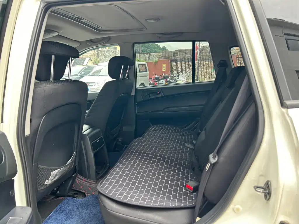 SsangYong Kyron — миниатюра 17