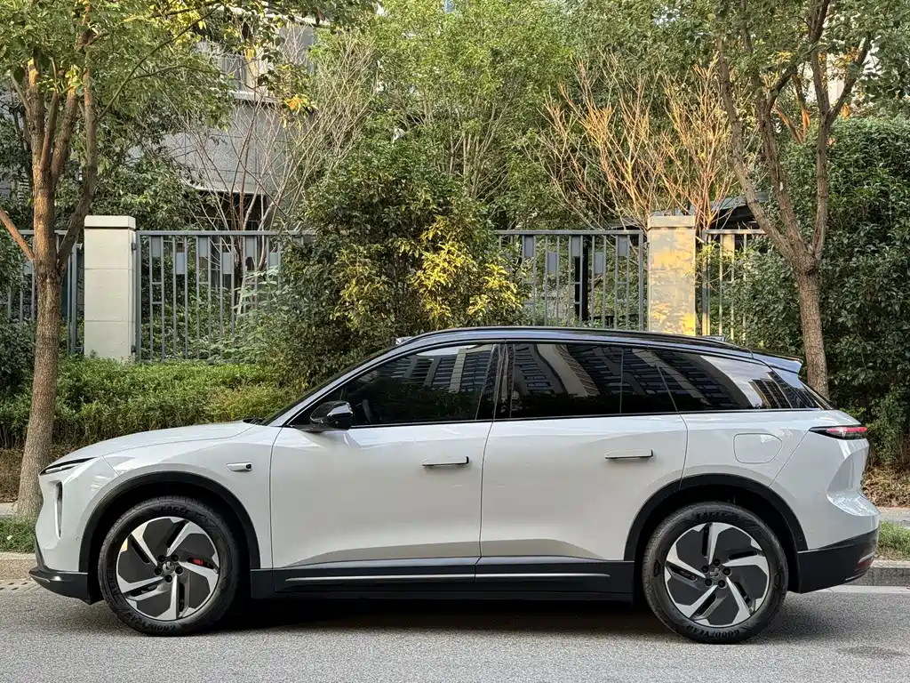 NIO ES6 — миниатюра 3