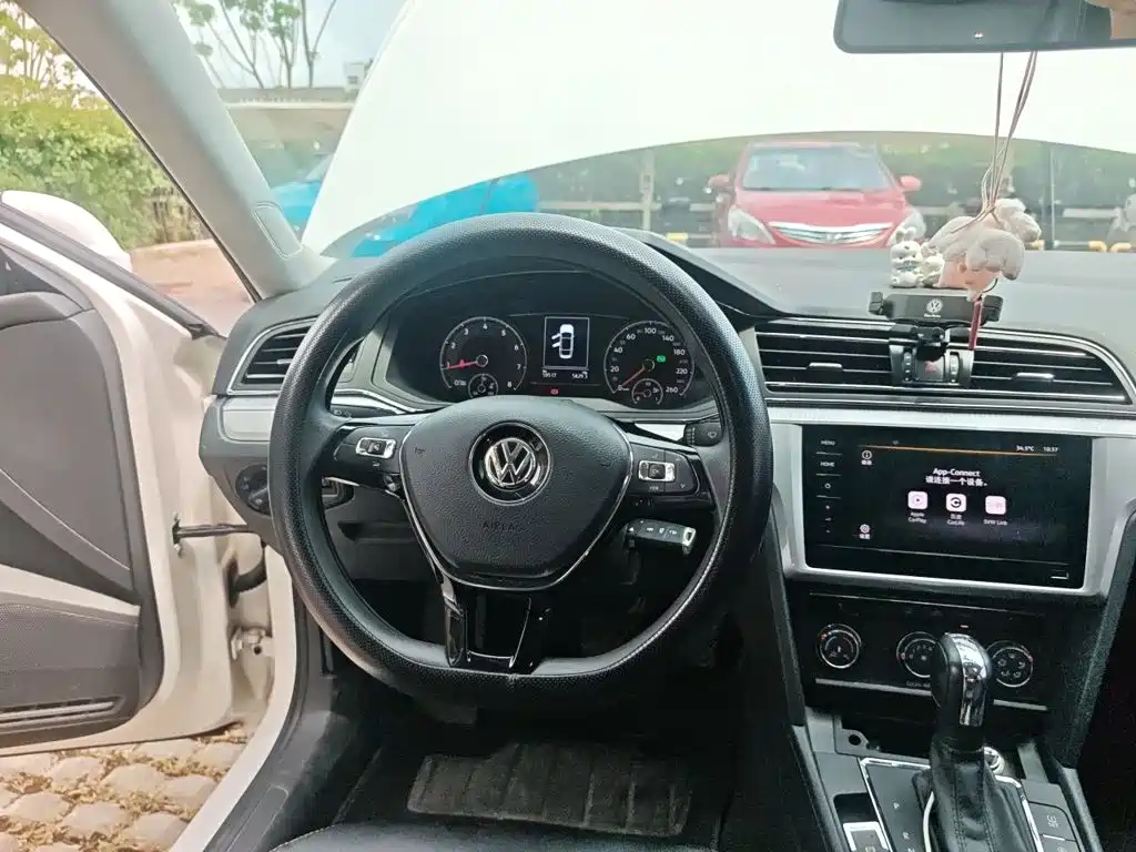 Volkswagen Lamando — миниатюра 6