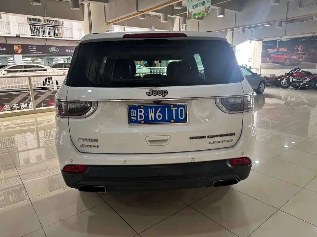 Jeep Grand Commander — миниатюра 3
